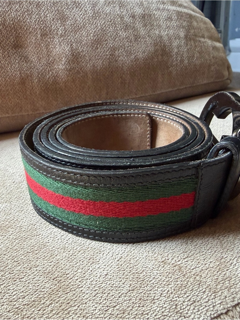 Gucci Black Leather Belt with Green and Red Web and Silver Double G Buckle - Picture 4 of 9
